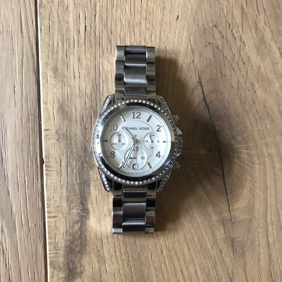 Michael Kors Watch - Picture 1 of 6